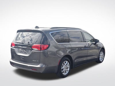 2021 Chrysler Voyager LXI