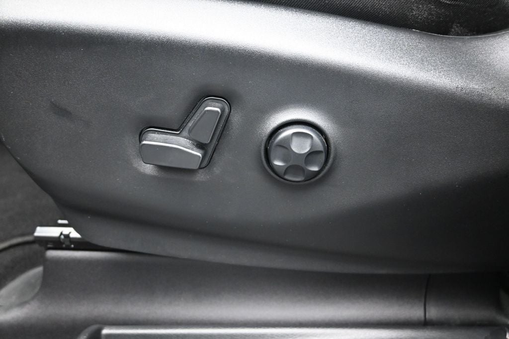 2024 Chrysler Pacifica Hybrid Select Premium S Appearance