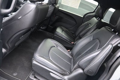 2024 Chrysler Pacifica Hybrid Select Premium S Appearance
