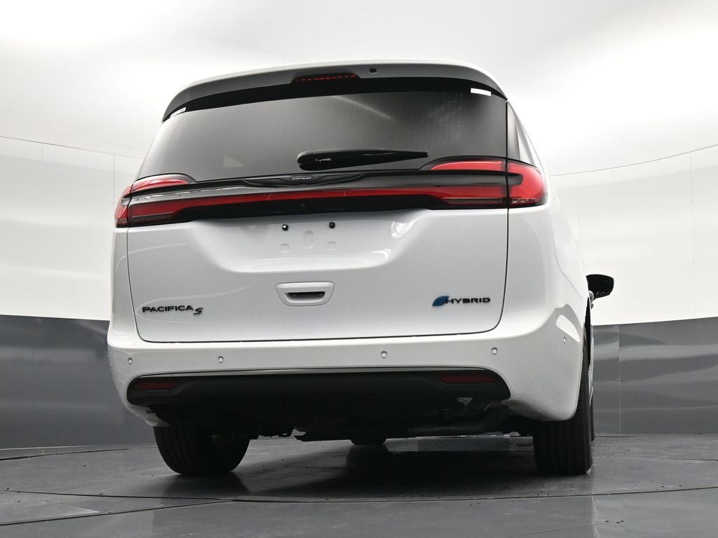 2024 Chrysler Pacifica Hybrid Select Premium S Appearance