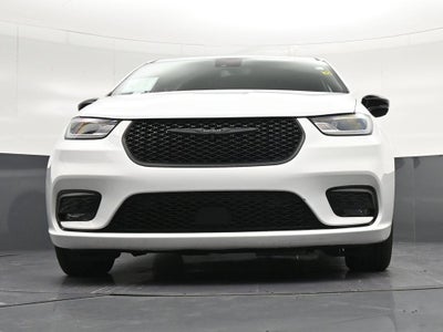 2024 Chrysler Pacifica Hybrid Select Premium S Appearance