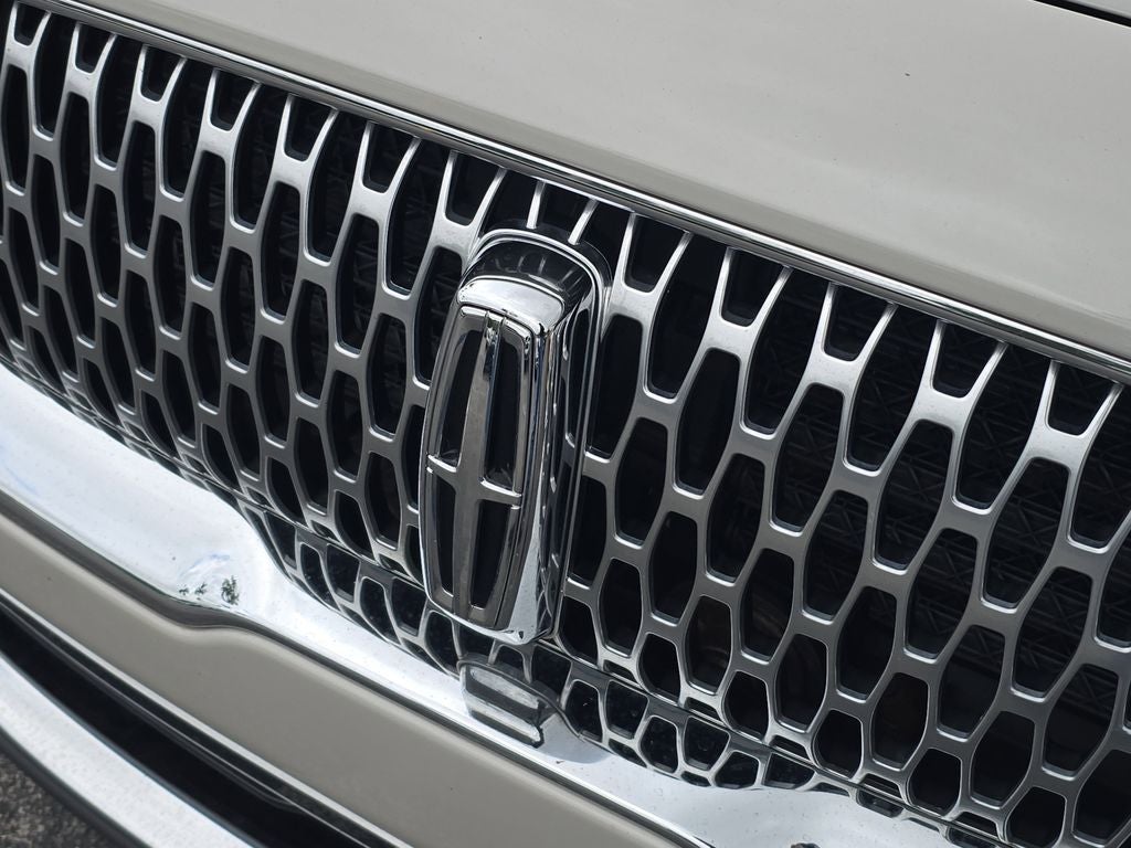 2022 Lincoln Nautilus Standard