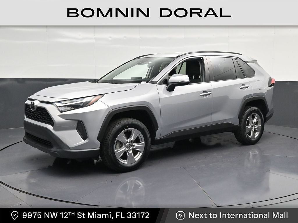 2022 Toyota RAV4 XLE