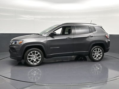 2022 Jeep Compass Latitude Lux