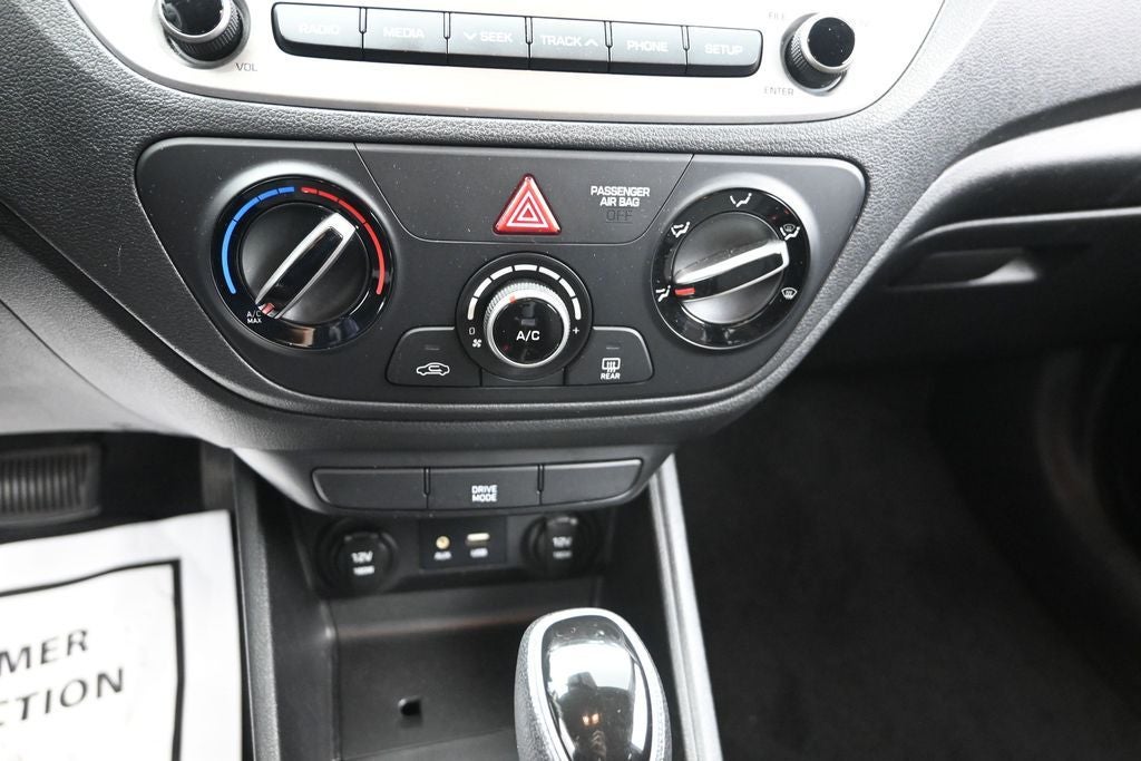 2019 Hyundai Accent SE
