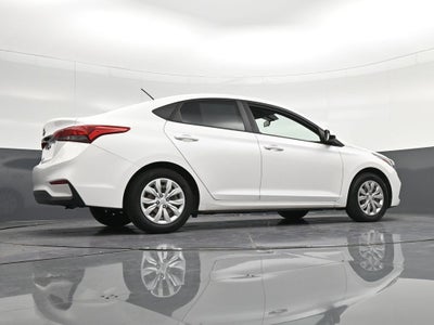 2019 Hyundai Accent SE