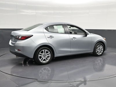 2017 Toyota Yaris iA Base