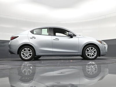 2017 Toyota Yaris iA Base