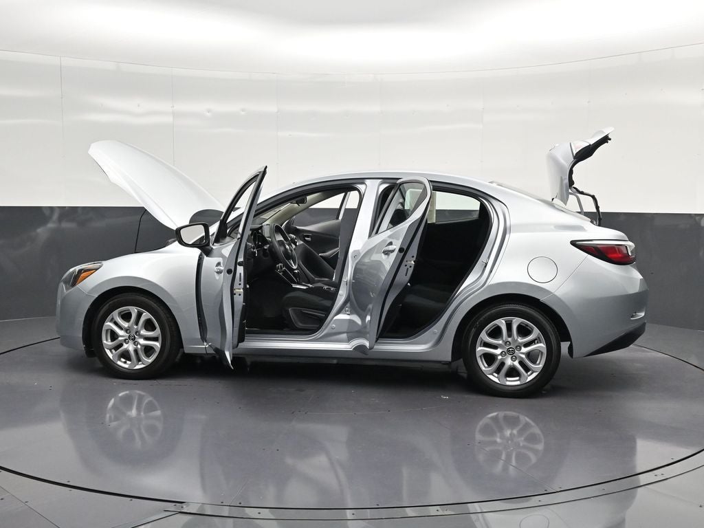2017 Toyota Yaris iA Base