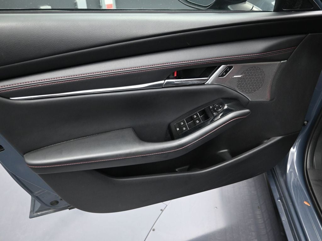 2022 Mazda Mazda3 Carbon Edition Base