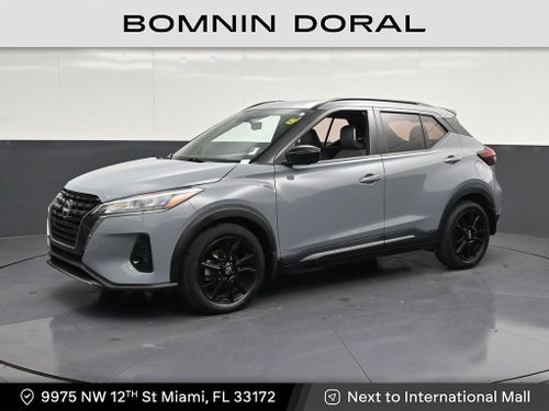 2022 Nissan Kicks SR