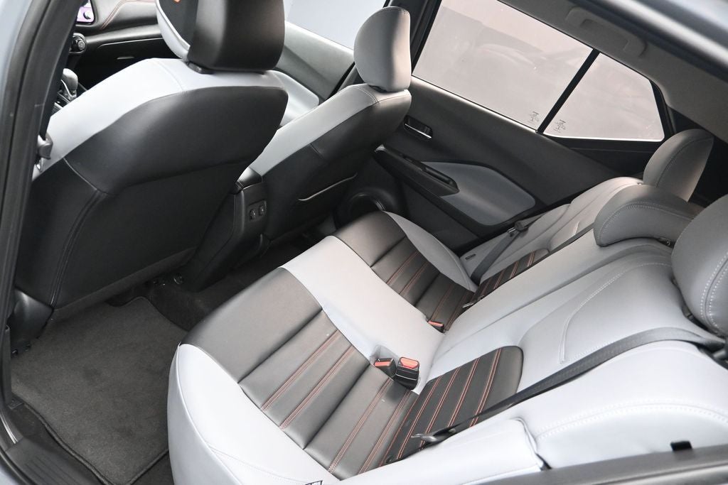2022 Nissan Kicks SR