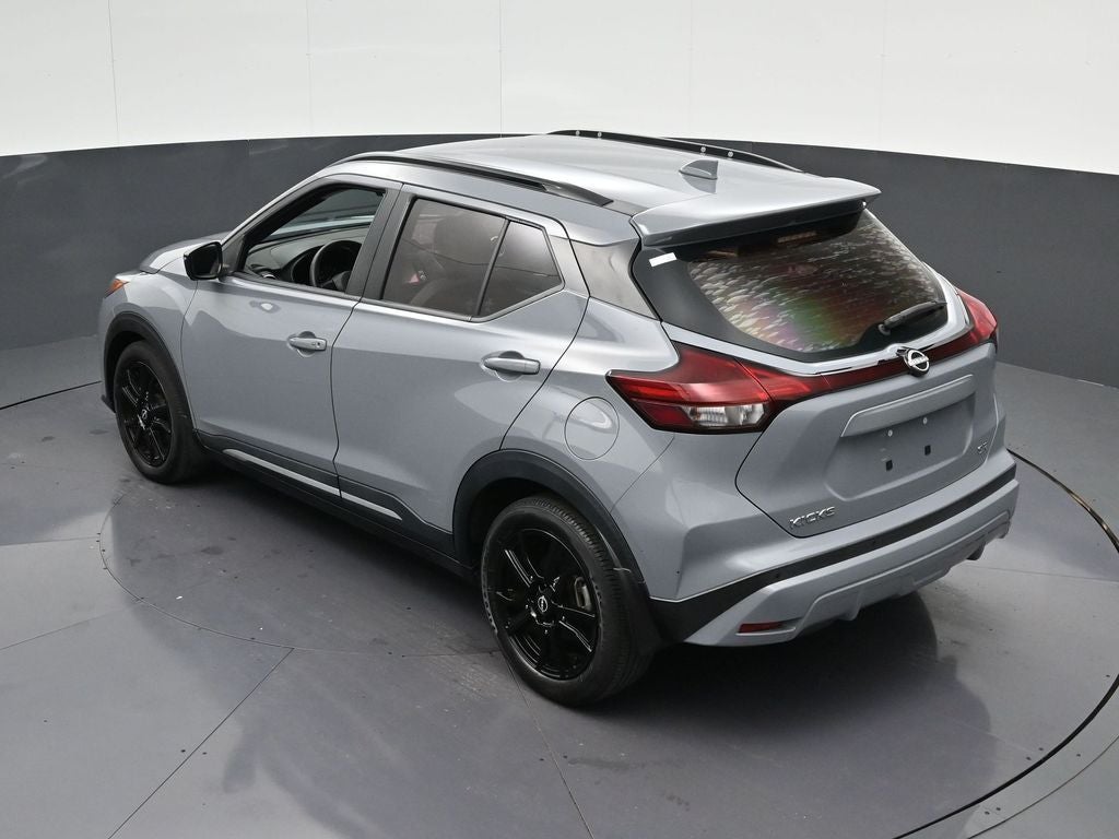 2022 Nissan Kicks SR