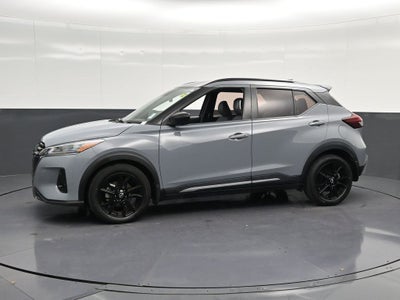 2022 Nissan Kicks SR
