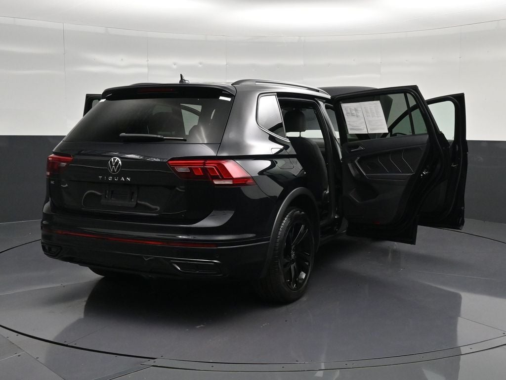 2023 Volkswagen Tiguan 2.0T SE R-Line Black