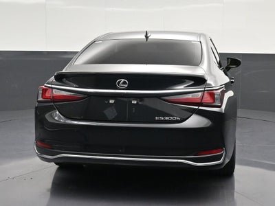 2025 Lexus ES 300h