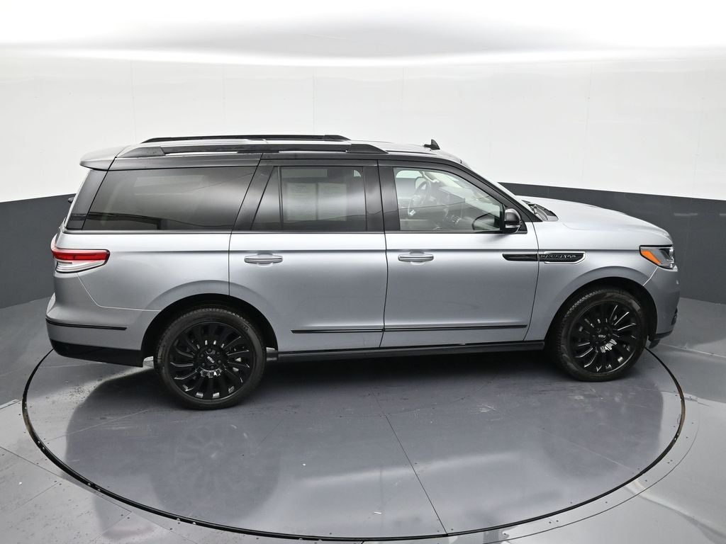 2023 Lincoln Navigator Black Label