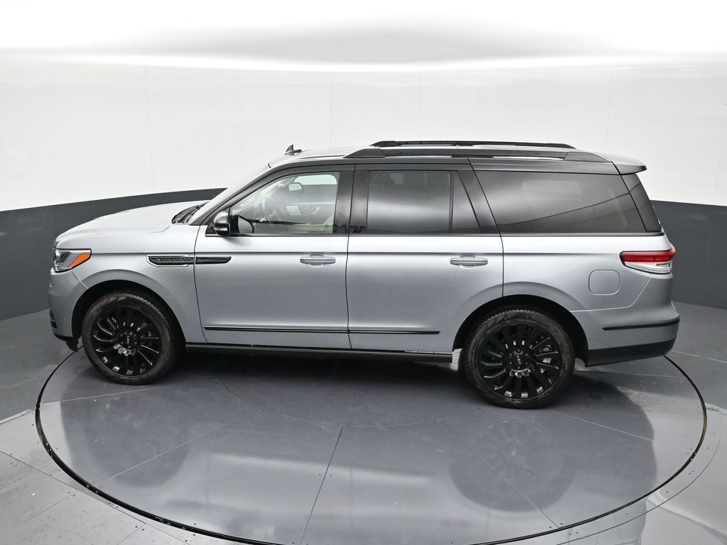2023 Lincoln Navigator Black Label