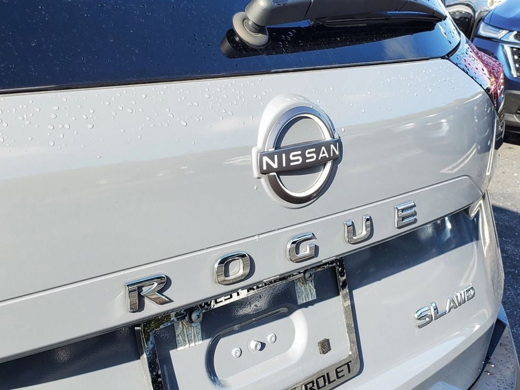 2022 Nissan Rogue SL