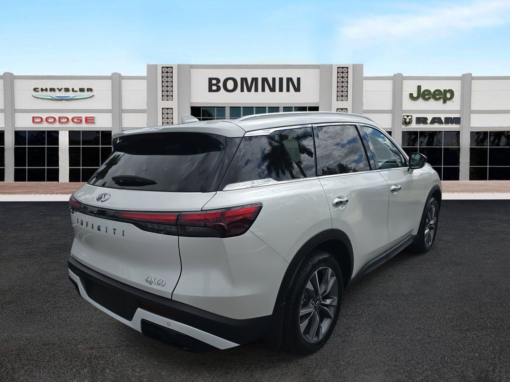 2024 INFINITI QX60 LUXE