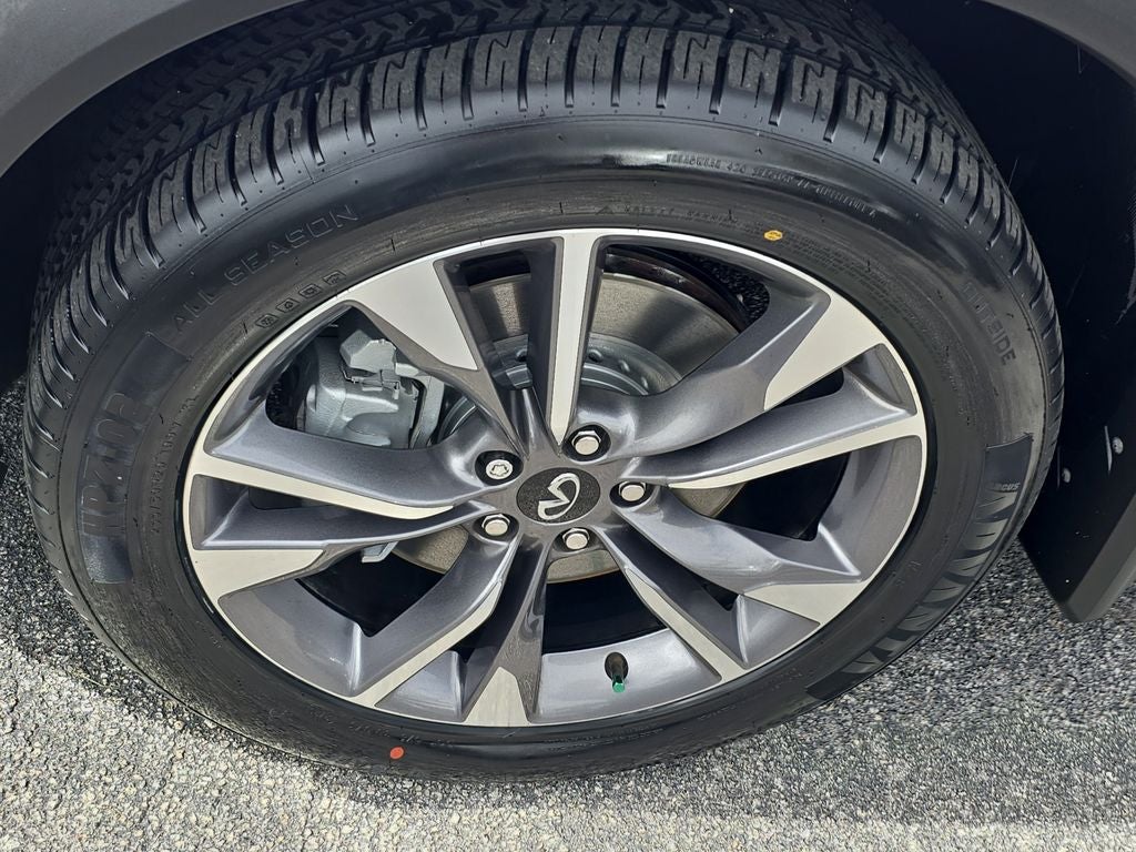 2024 INFINITI QX60 LUXE