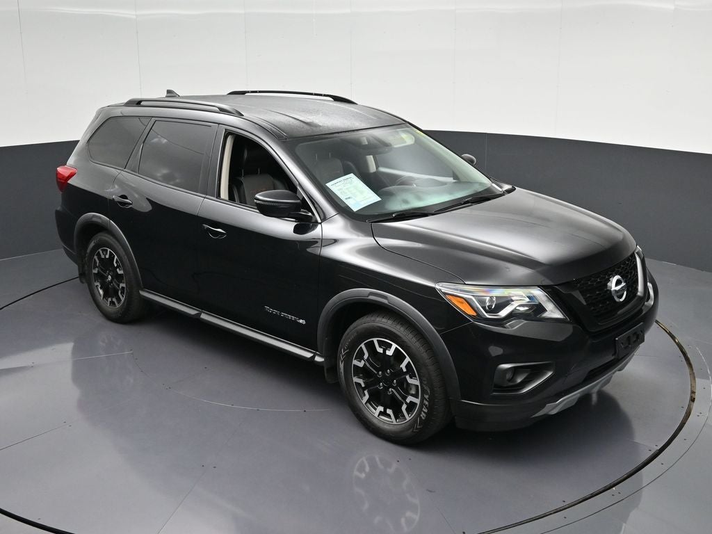2020 Nissan Pathfinder SV