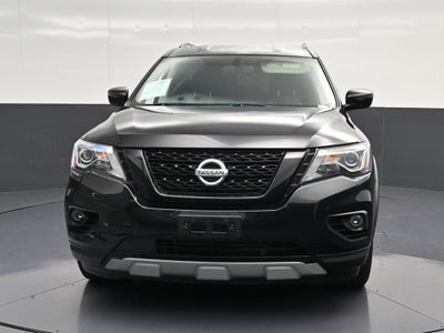 2020 Nissan Pathfinder SV