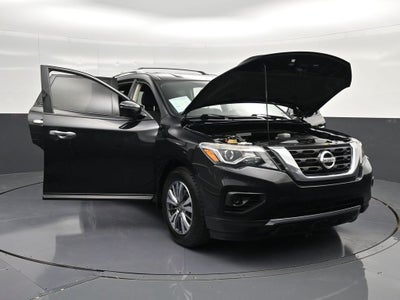 2019 Nissan Pathfinder S