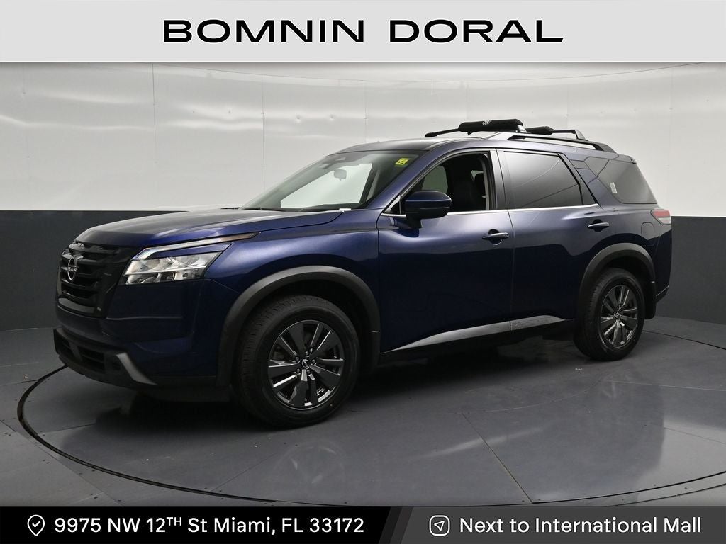 2022 Nissan Pathfinder SV