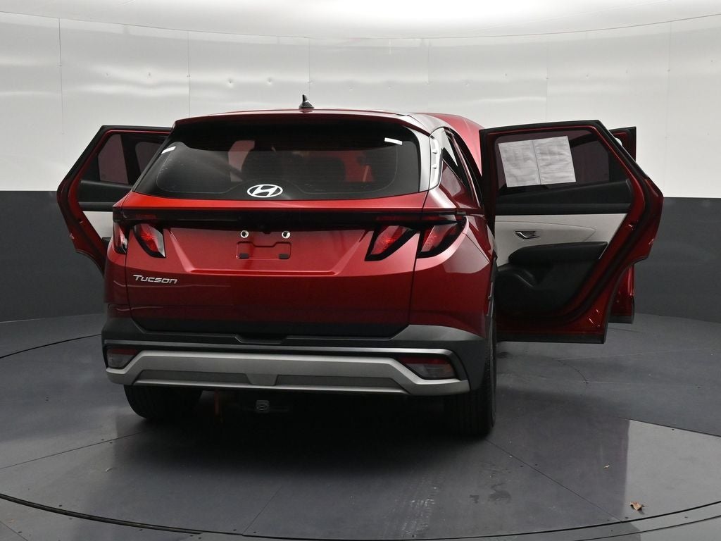 2025 Hyundai Tucson SE