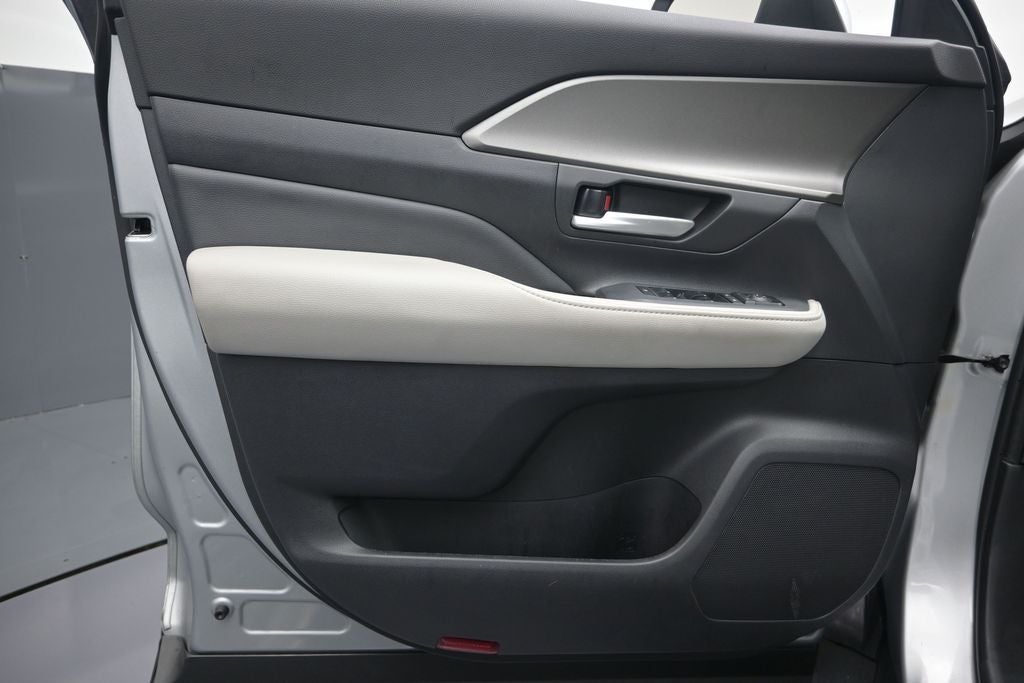 2025 Toyota Grand Highlander Hybrid XLE