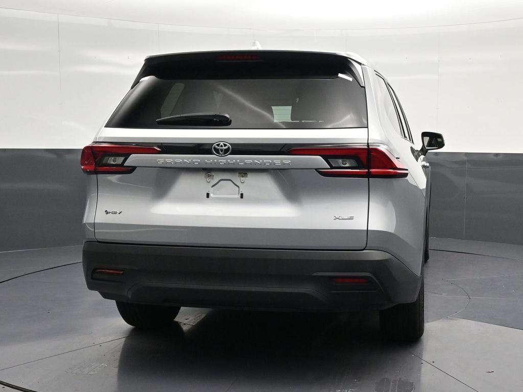 2025 Toyota Grand Highlander Hybrid XLE