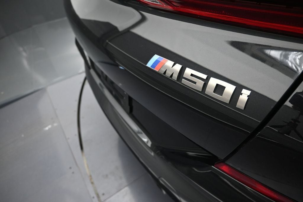 2023 BMW X6 M50i