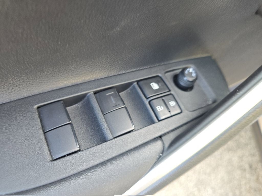 2023 Toyota Corolla Cross L