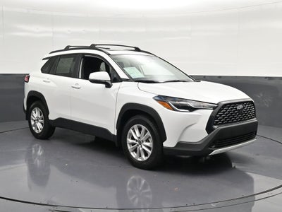 2024 Toyota Corolla Cross LE