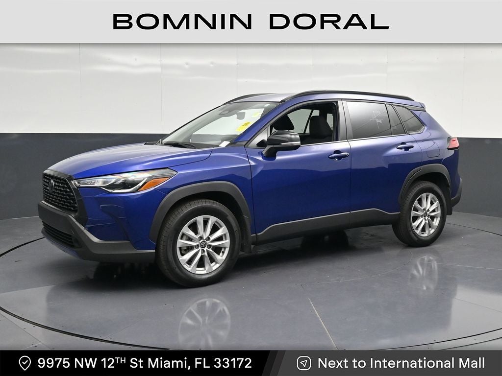 2025 Toyota Corolla Cross LE