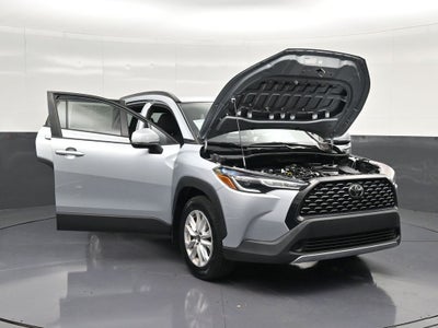 2024 Toyota Corolla Cross LE