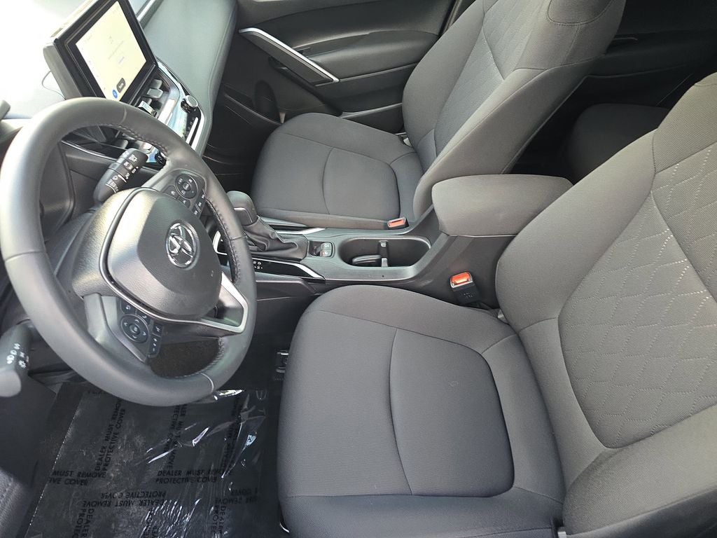 2025 Toyota Corolla Cross LE