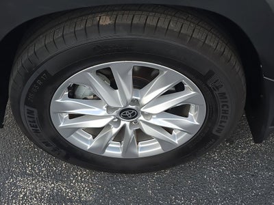 2025 Toyota Corolla Cross LE