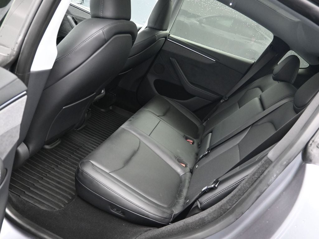 2026 Tesla Model Y Premium