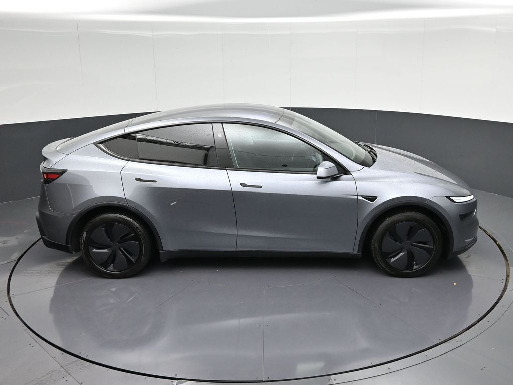 2026 Tesla Model Y Premium
