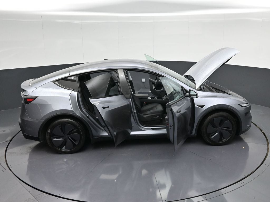 2026 Tesla Model Y Premium