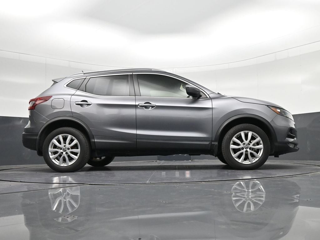 2022 Nissan Rogue Sport SV
