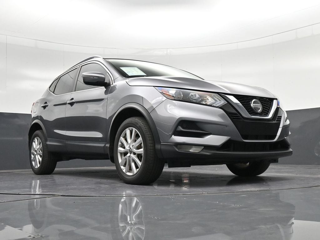 2022 Nissan Rogue Sport SV