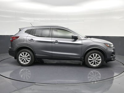 2022 Nissan Rogue Sport SV