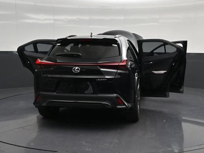 2025 Lexus UX 300h F SPORT Design
