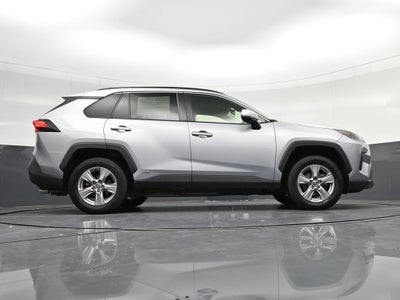 2022 Toyota RAV4 Hybrid LE