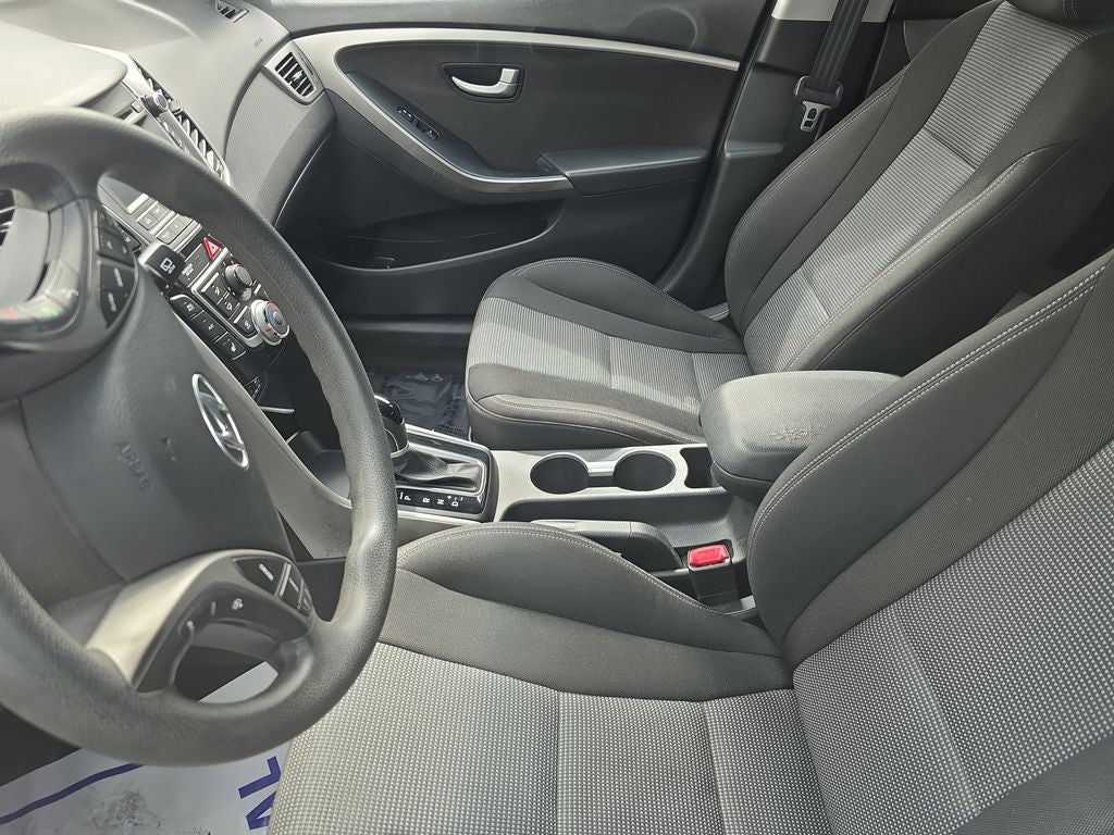 2016 Hyundai Elantra GT Base