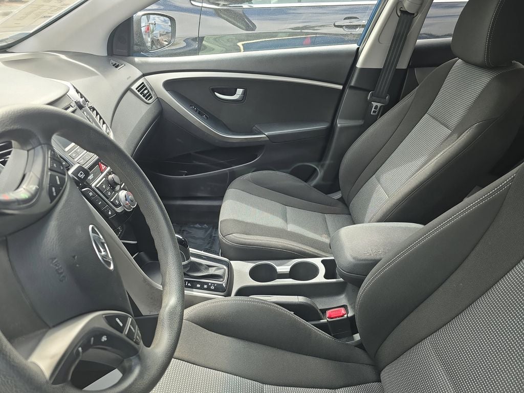 2016 Hyundai Elantra GT Base