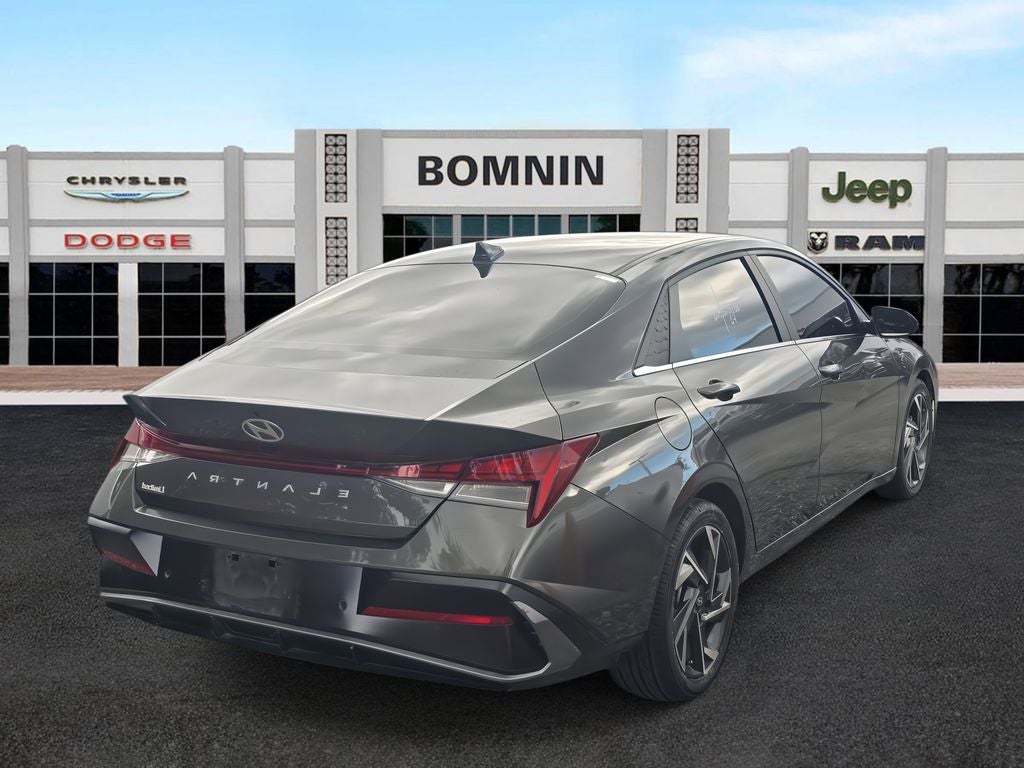 2024 Hyundai Elantra Limited